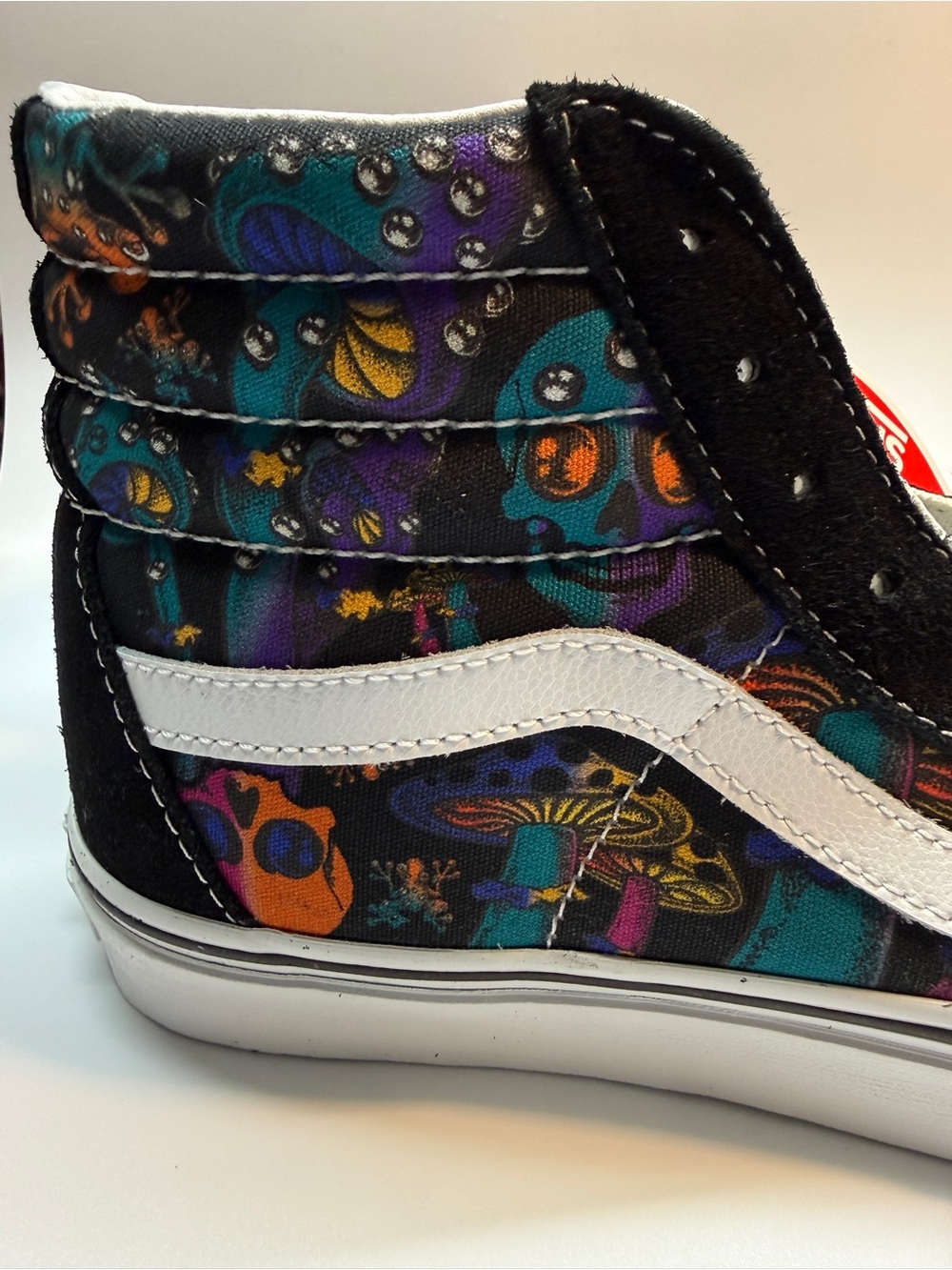 NWT Vans Sk8-Hi Trippy Drip Black Multi Skull Mushroom Sneakers Women’s 7.5 RARE